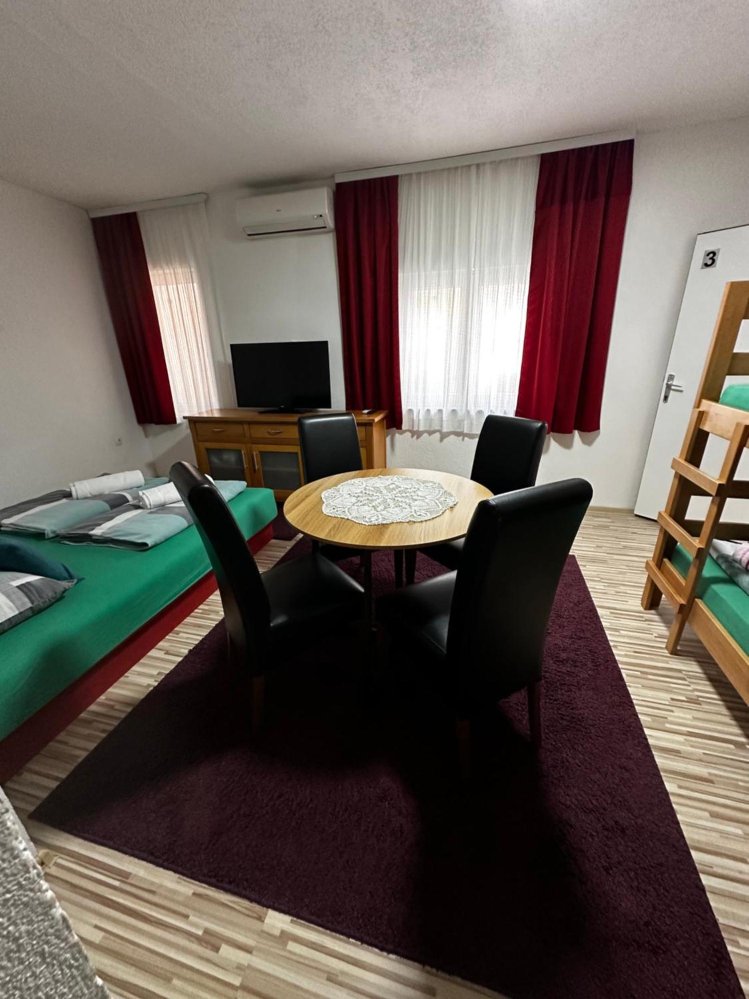 Guest House Nana Mostar Exterior photo