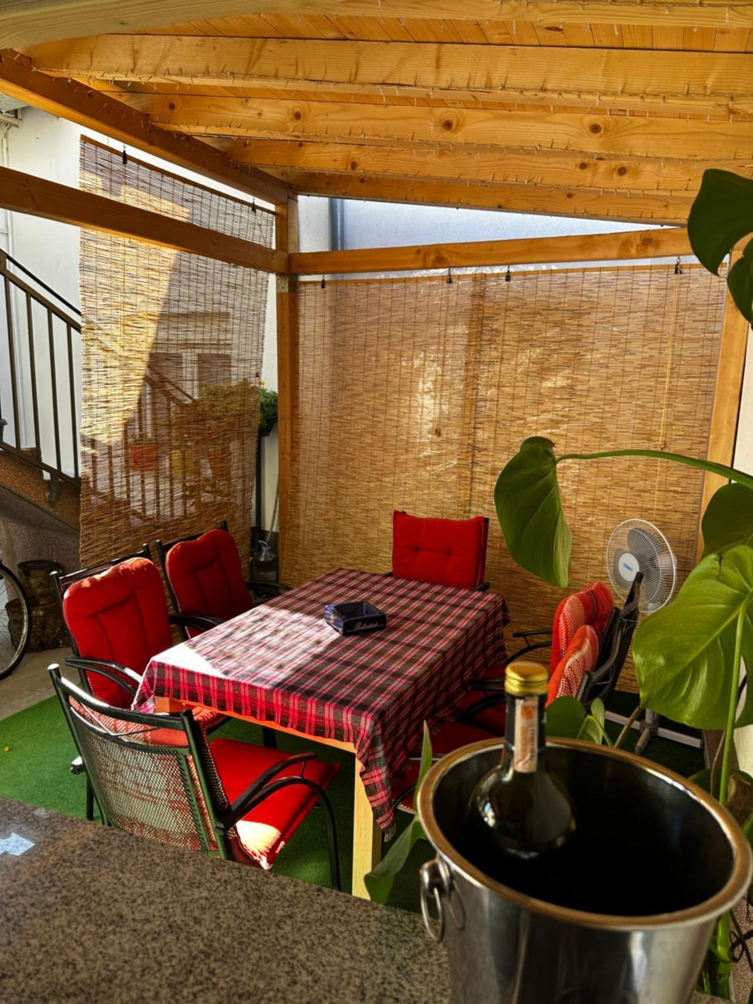 Guest House Nana Mostar Exterior photo